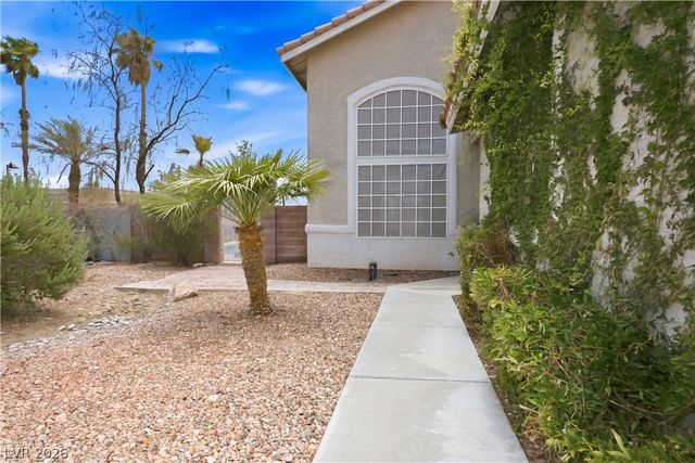 9221 Valador Avenue, Las Vegas, NV 89129