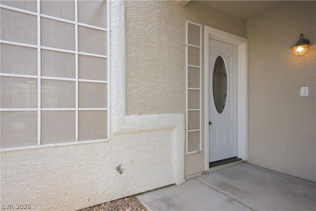9221 Valador Avenue, Las Vegas, NV 89129