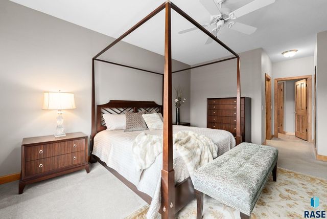 2603 S Big Timber Pl Place, Sioux Falls, SD 57105