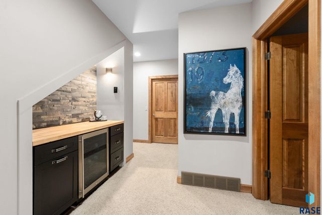 2603 S Big Timber Pl Place, Sioux Falls, SD 57105