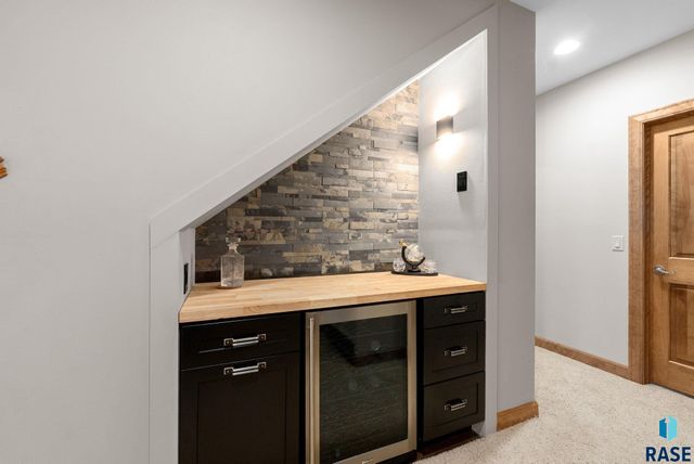 2603 S Big Timber Pl Place, Sioux Falls, SD 57105