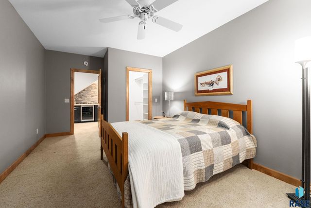 2603 S Big Timber Pl Place, Sioux Falls, SD 57105