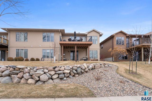 2603 S Big Timber Pl Place, Sioux Falls, SD 57105