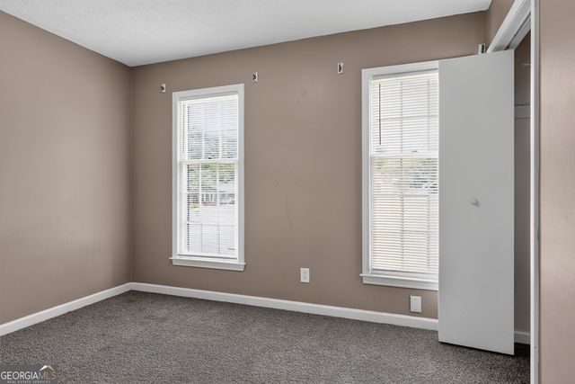 5151 Tara Creek Drive, Ellenwood, GA 30294