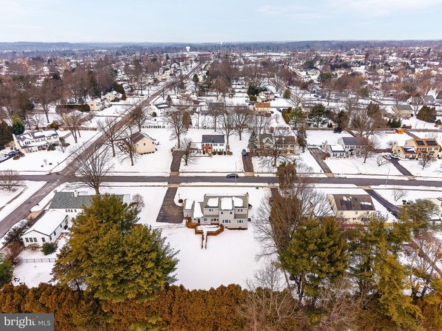 1211 GOODMAN DR, Fort Washington, PA 19034