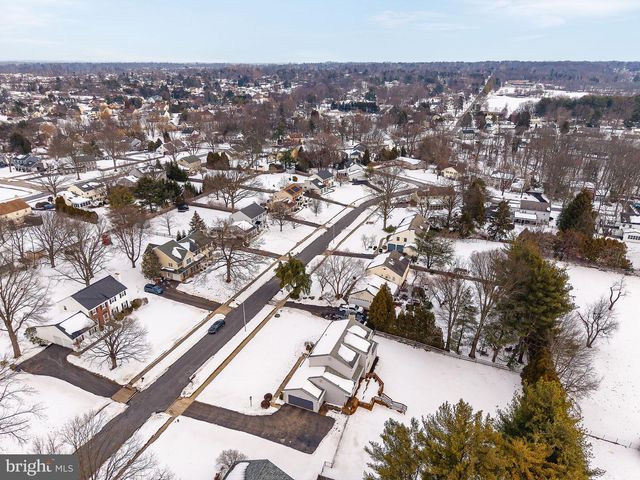 1211 GOODMAN DR, Fort Washington, PA 19034