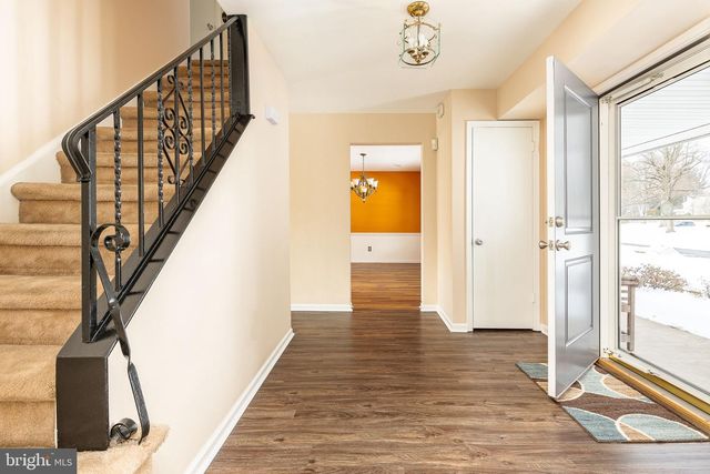 1211 GOODMAN DR, Fort Washington, PA 19034