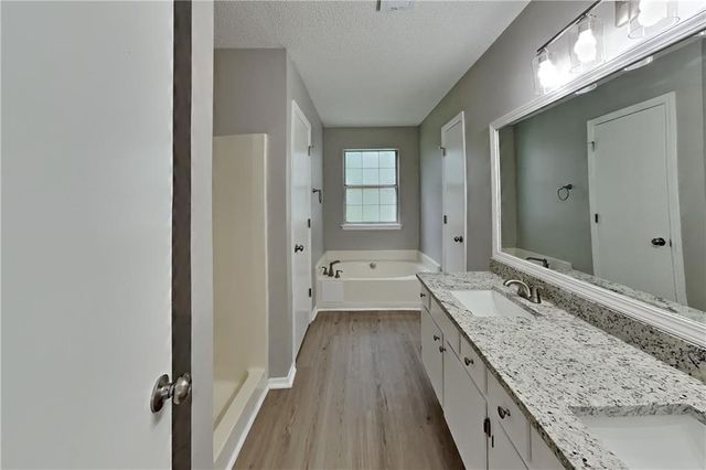 4015 Sharon Woods Drive, Powder Springs, GA 30127