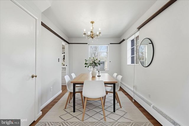 4728 GROVES LN, Fairfax, VA 22030
