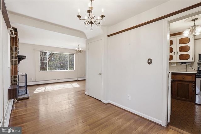 4728 GROVES LN, Fairfax, VA 22030