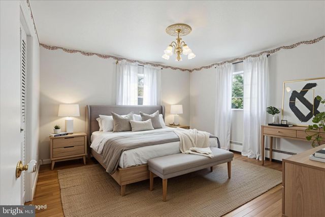 4728 GROVES LN, Fairfax, VA 22030