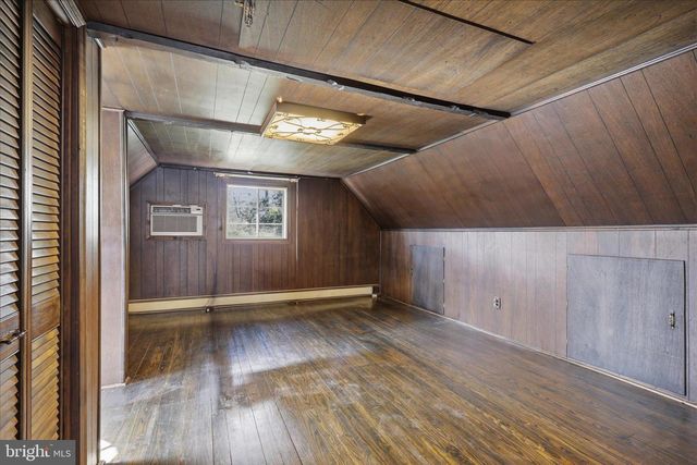 4728 GROVES LN, Fairfax, VA 22030