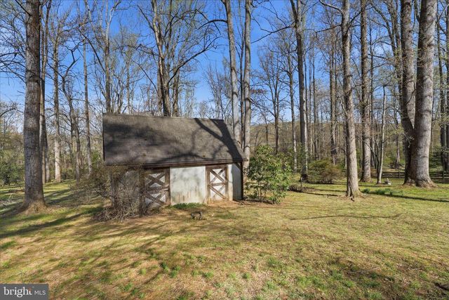 4728 GROVES LN, Fairfax, VA 22030