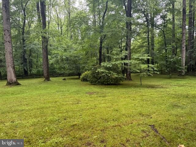 4728 GROVES LN, Fairfax, VA 22030