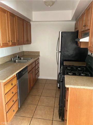 8505 Columbus Avenue 211, North Hills, CA 91343