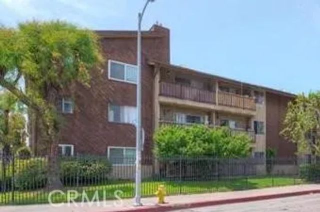 8505 Columbus Avenue 211, North Hills, CA 91343