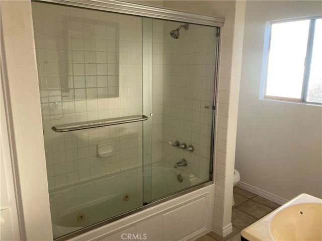 8505 Columbus Avenue 211, North Hills, CA 91343