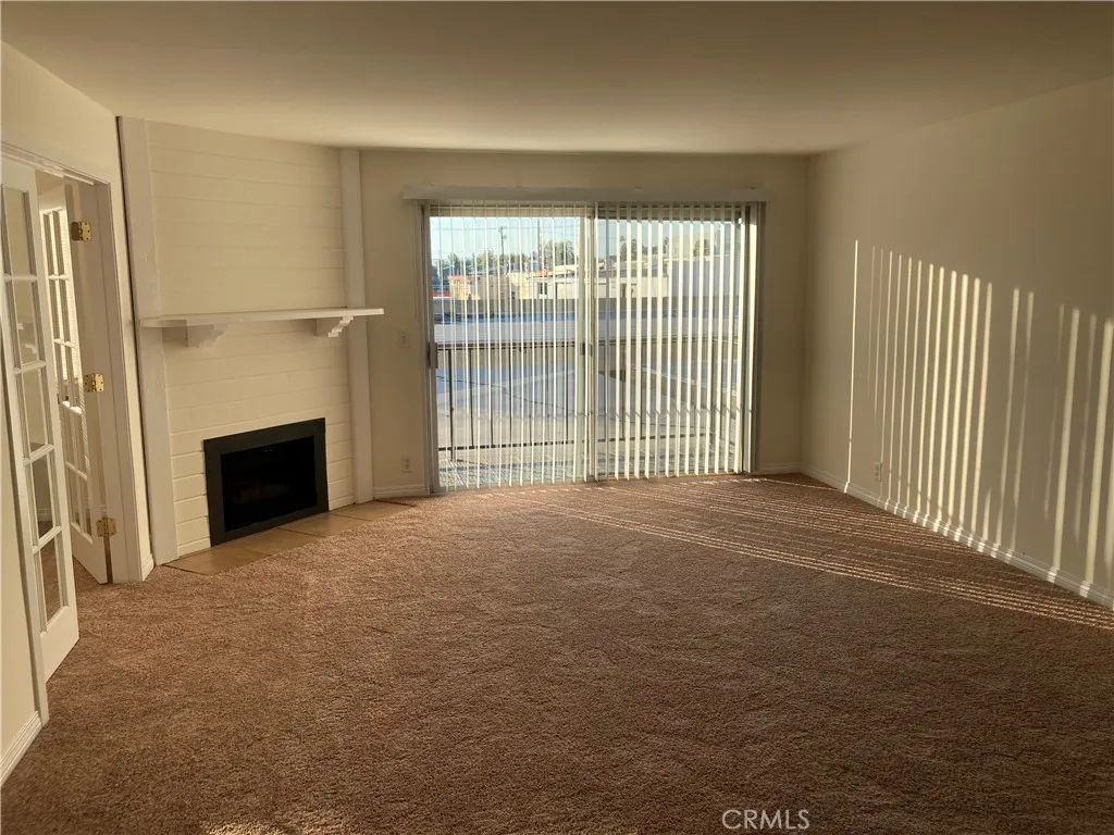 8505 Columbus Avenue 211, North Hills, CA 91343