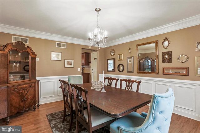 9337 LINDALE AVE, Greencastle, PA 17225