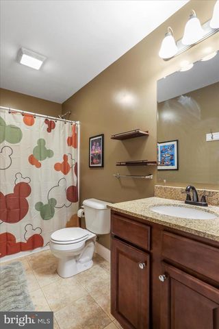 9337 LINDALE AVE, Greencastle, PA 17225