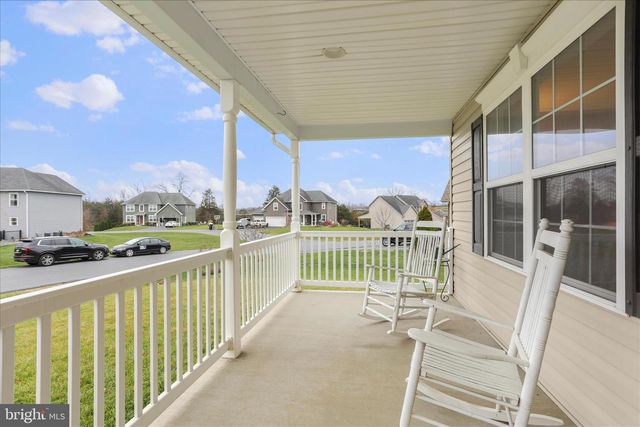 9337 LINDALE AVE, Greencastle, PA 17225