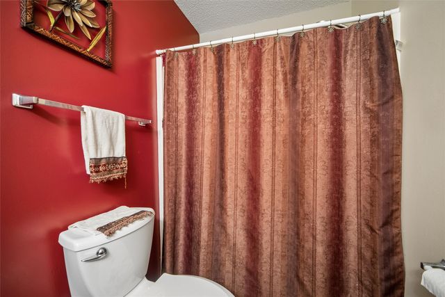 5143 69th Street, Urbandale, IA 50322