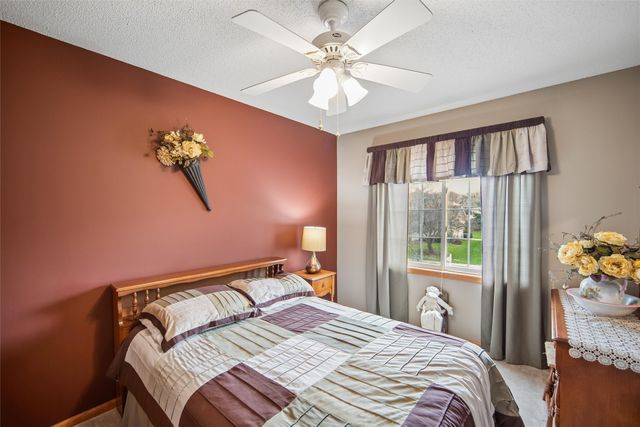 5143 69th Street, Urbandale, IA 50322