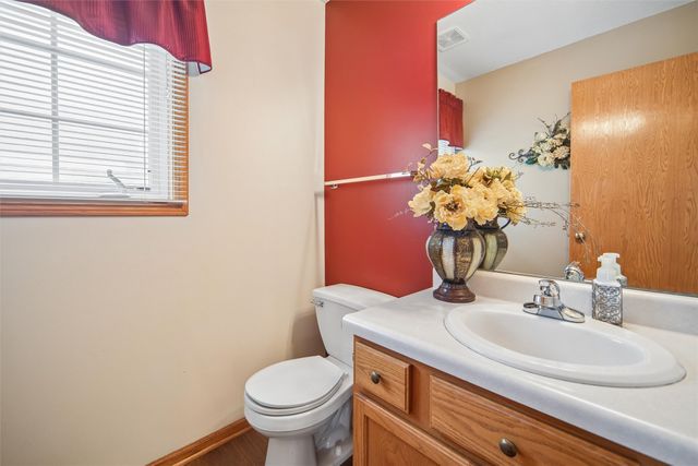 5143 69th Street, Urbandale, IA 50322