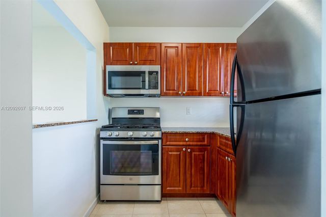 14500 SW 88th Avenue 241, Palmetto Bay, FL 33176