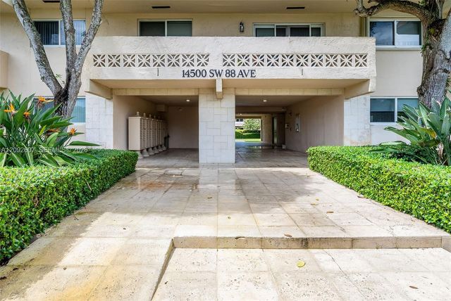 14500 SW 88th Avenue 241, Palmetto Bay, FL 33176