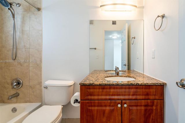 14500 SW 88th Avenue 241, Palmetto Bay, FL 33176