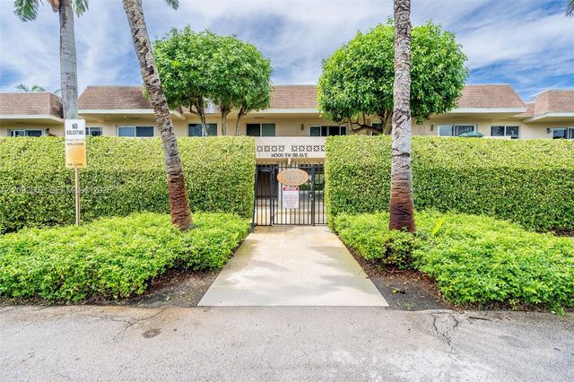 14500 SW 88th Avenue 241, Palmetto Bay, FL 33176