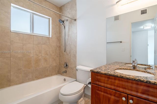 14500 SW 88th Avenue 241, Palmetto Bay, FL 33176