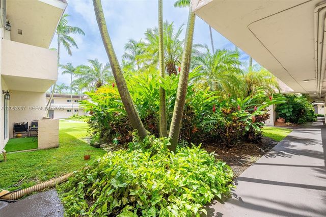 14500 SW 88th Avenue 241, Palmetto Bay, FL 33176