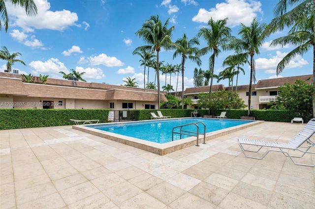 14500 SW 88th Avenue 241, Palmetto Bay, FL 33176