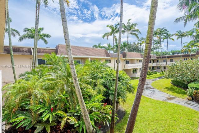 14500 SW 88th Avenue 241, Palmetto Bay, FL 33176