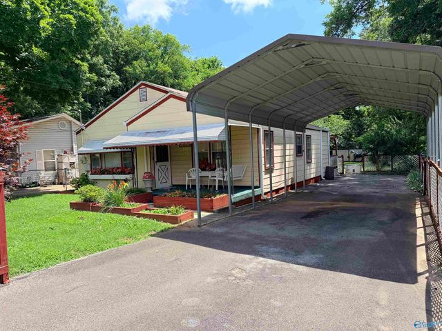 2509 Larry Street SW, Huntsville, AL 35805