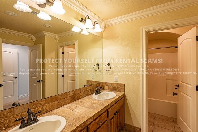 4003 NE Cadbury Avenue, Bentonville, AR 72712