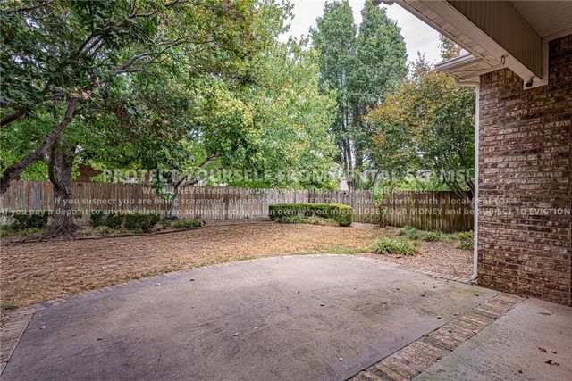4003 NE Cadbury Avenue, Bentonville, AR 72712