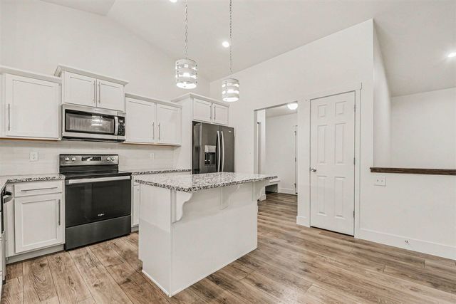 7410 Bramling Drive, Caledonia, MI 49316