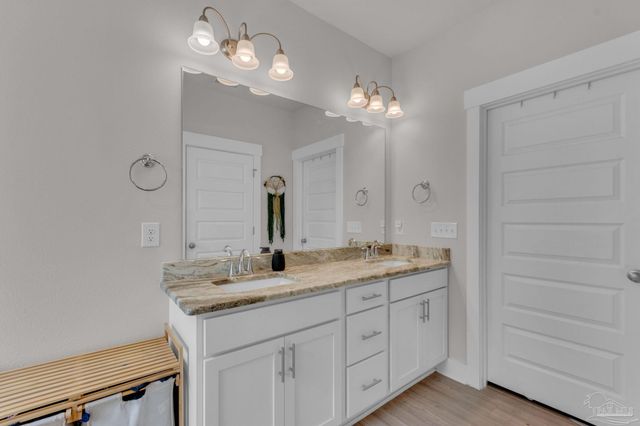 7057 Whitetail Run Dr, Pensacola, FL 32526