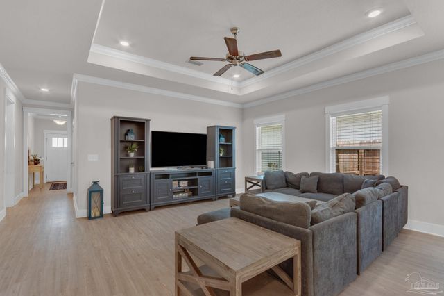 7057 Whitetail Run Dr, Pensacola, FL 32526