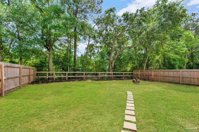 7057 Whitetail Run Dr, Pensacola, FL 32526