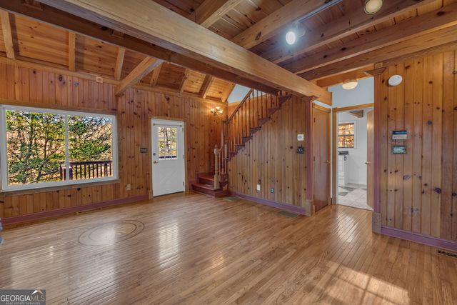 601 Beaver Lake Drive, Clarkesville, GA 30523