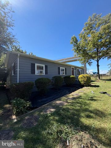 24110 N PATUXENT BEACH RD, California, MD 20619