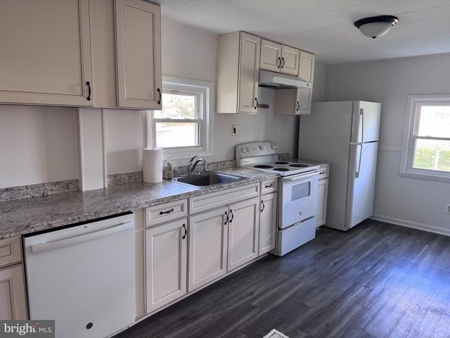 24110 N PATUXENT BEACH RD, California, MD 20619