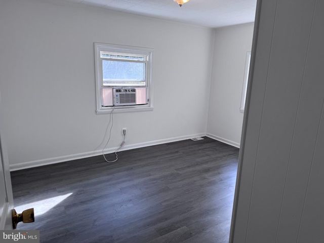 24110 N PATUXENT BEACH RD, California, MD 20619