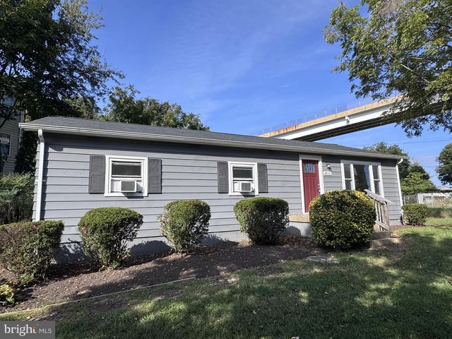24110 N PATUXENT BEACH RD, California, MD 20619