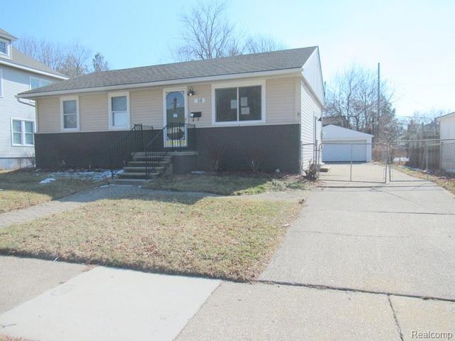 10 3rd Street, Mount Clemens, MI 48043