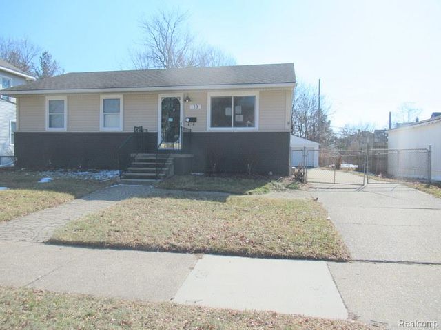 10 3rd Street, Mount Clemens, MI 48043